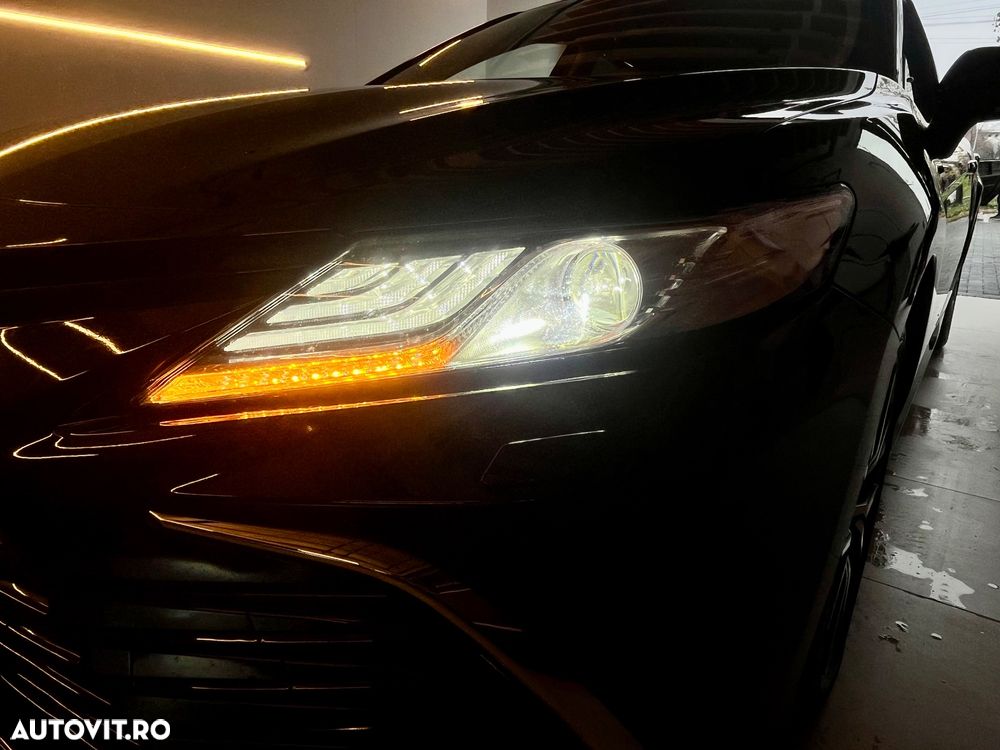 Toyota Camry 2.5 Hybrid Exclusive - 5