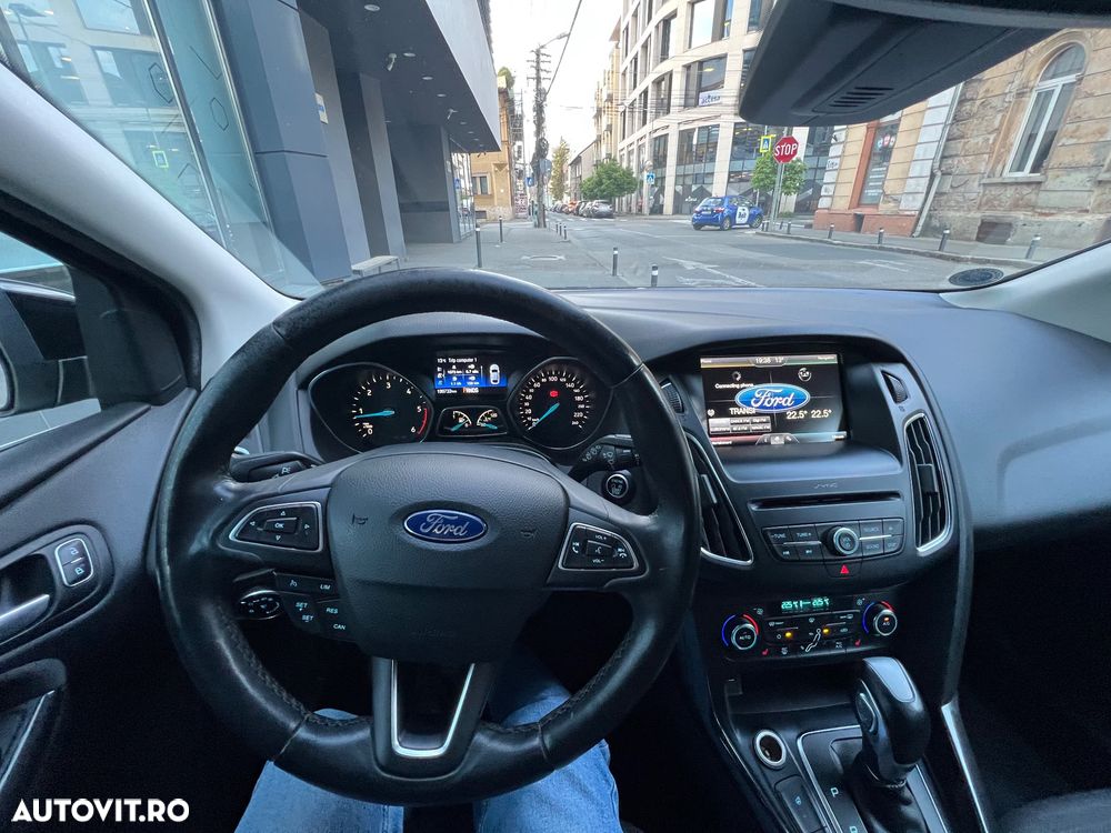 Ford Focus 1.5 TDCi DPF Start-Stopp-System Aut. Business - 5