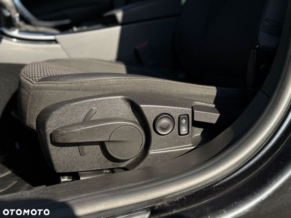 Opel Insignia 2.0 CDTI Automatik - 18
