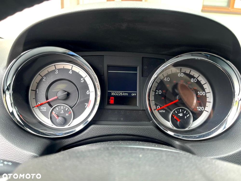 Dodge Grand Caravan 3.6 R/T - 8