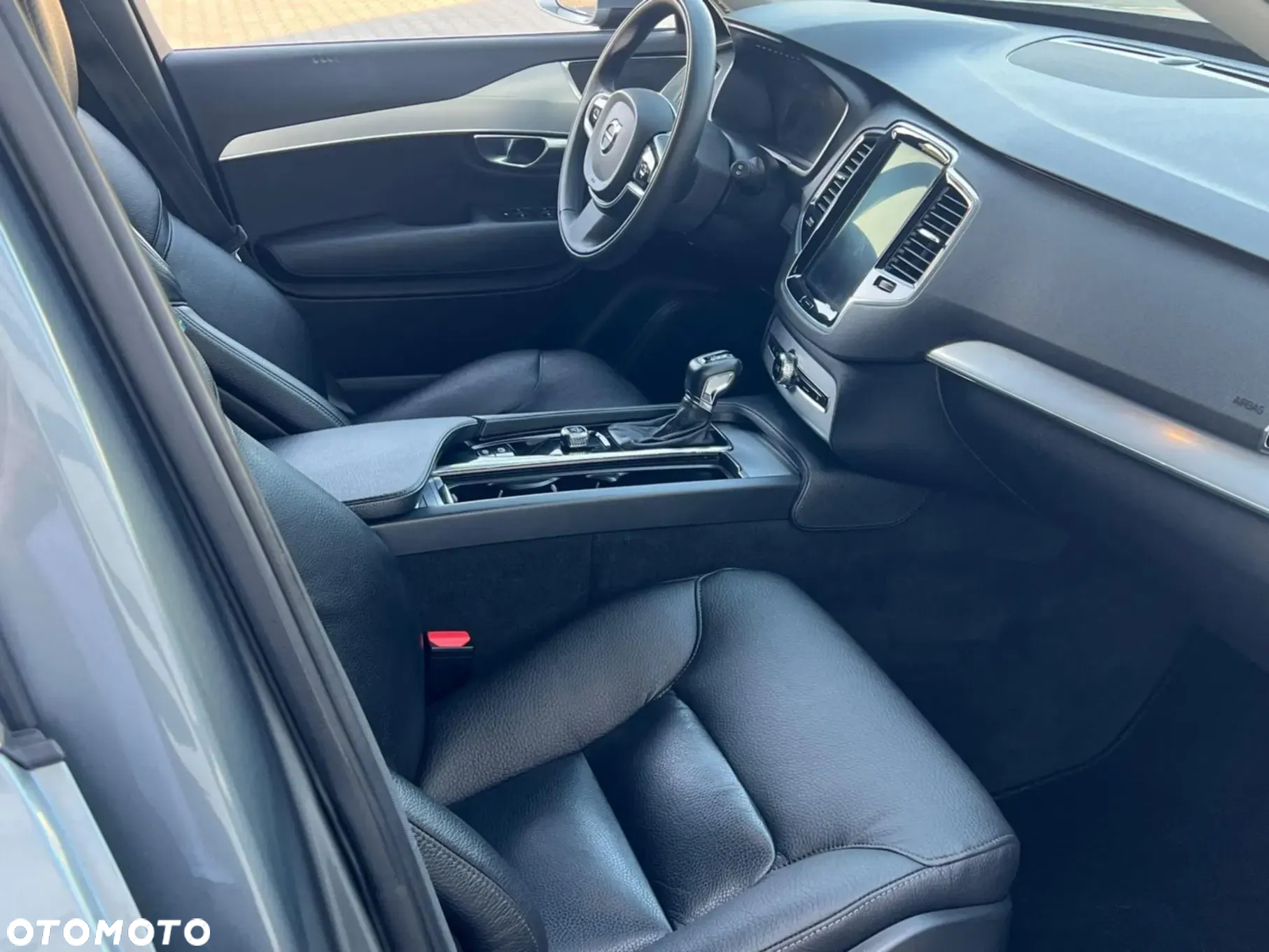 Volvo XC 90 - 20