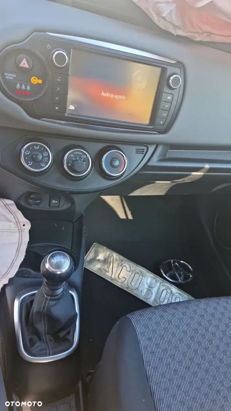 Toyota Yaris 1.33 VVT-i Edition 2014 - 16