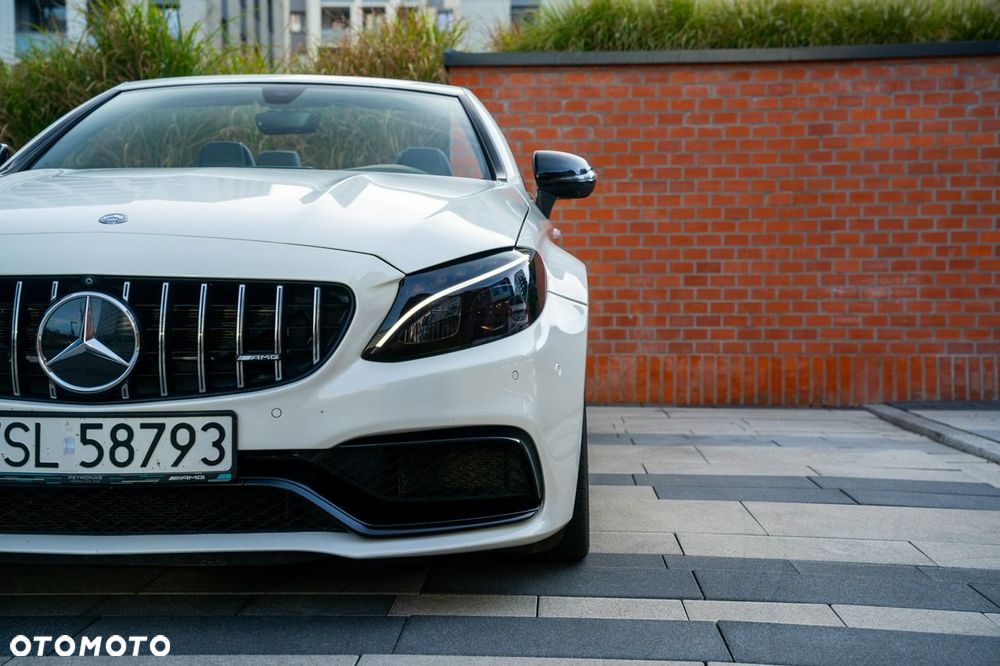 Mercedes-Benz Klasa C AMG 63 S AMG Speedshift 7G-MCT - 17