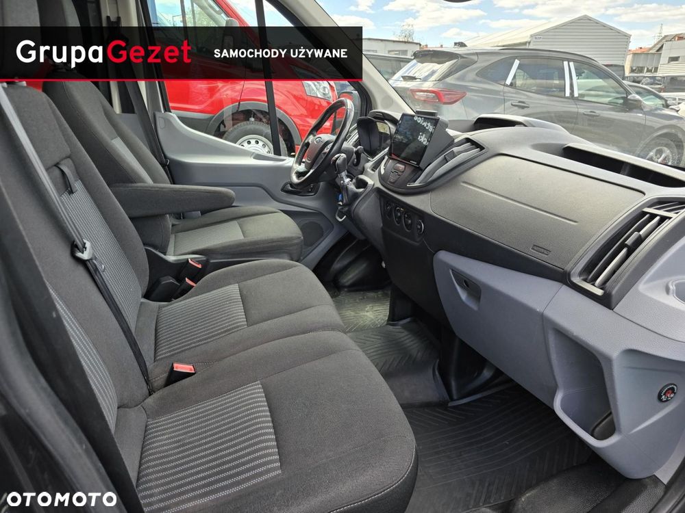 Ford Transit - 29