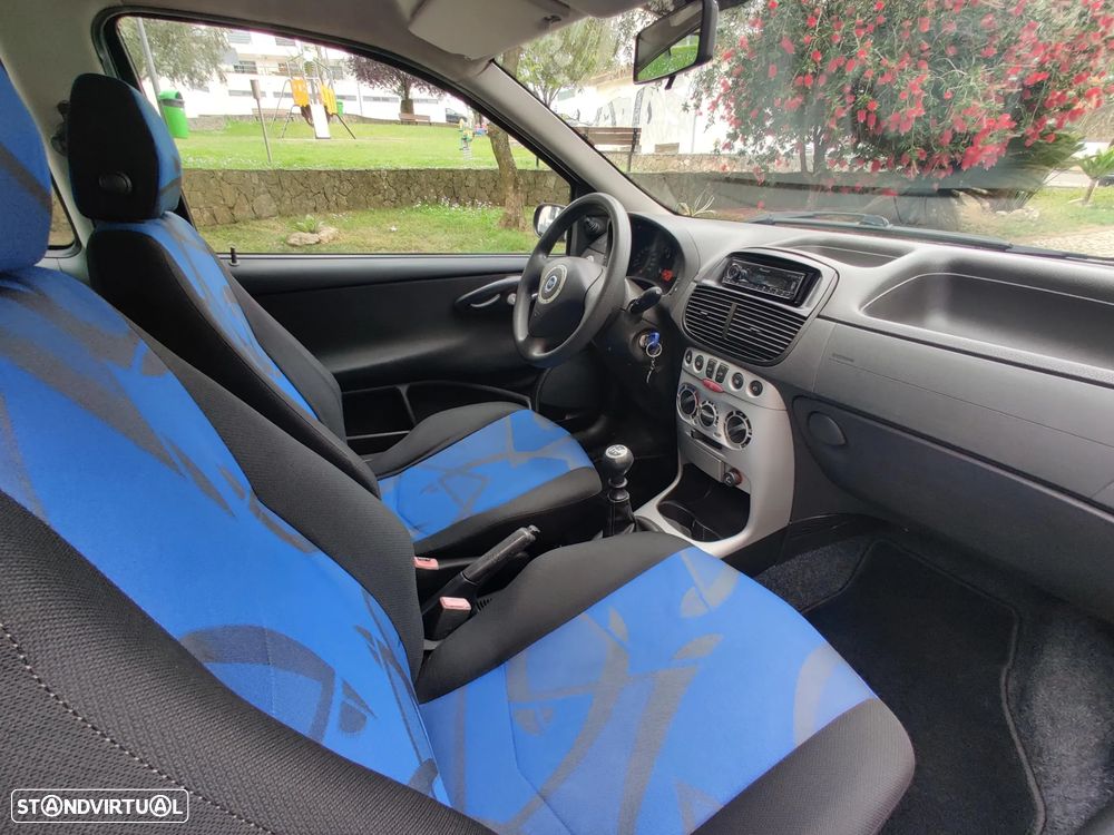 Fiat Punto 1.2 60 Sound - 24