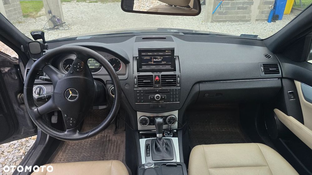 Mercedes-Benz Klasa C 220 CDI DPF Automatik Avantgarde - 13