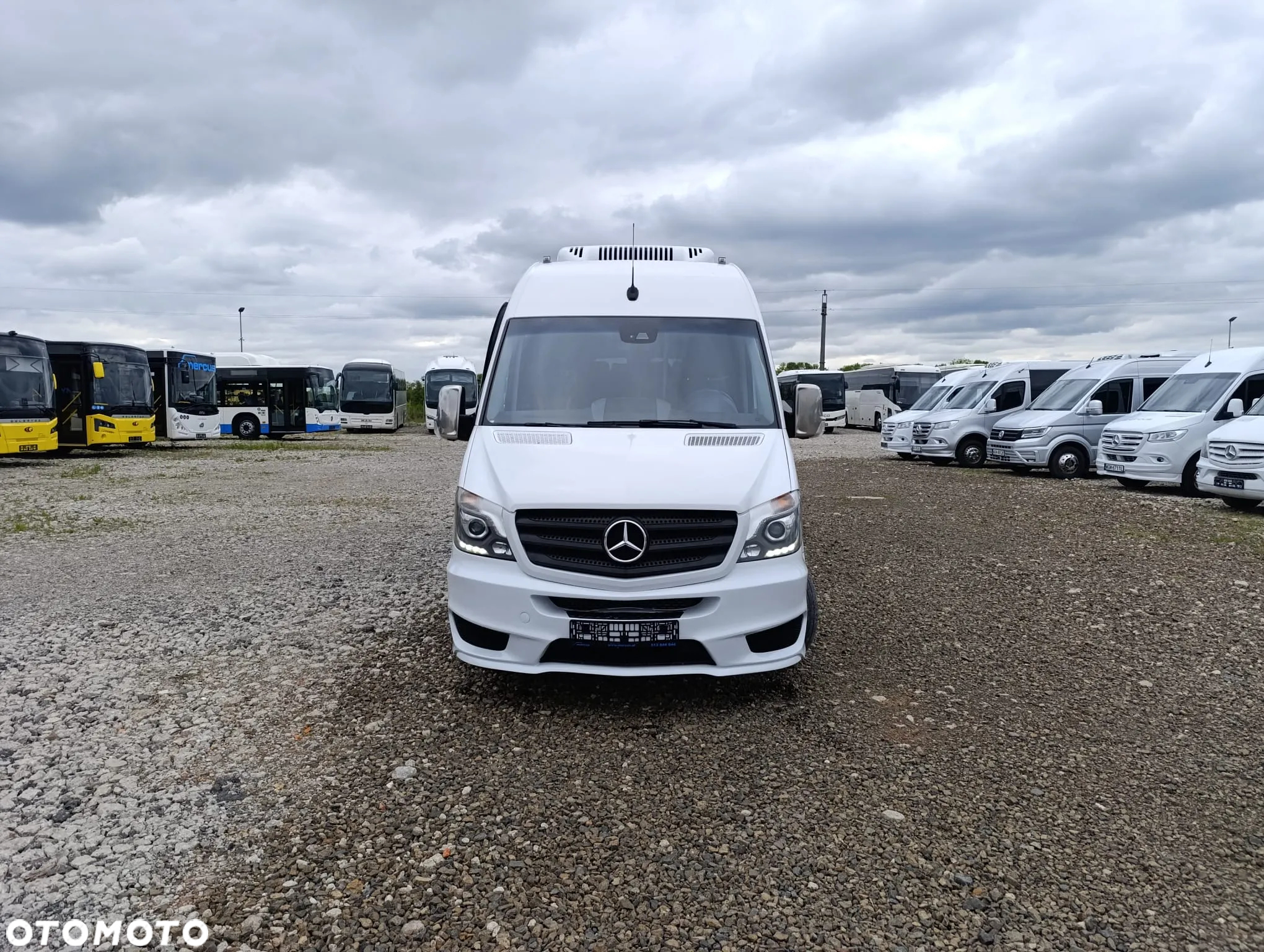 Mercedes-Benz Sprinter 519 - 13