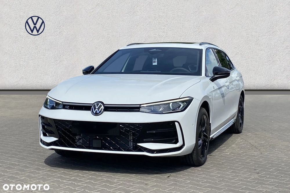 Volkswagen Passat Variant 2.0 TDI SCR 4Mot R-Line Plus DSG - 2