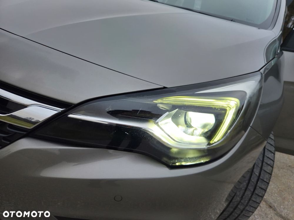 Opel Astra 1.4 Turbo 120 Jahre - 26