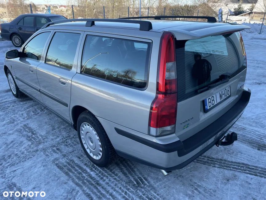 Volvo V70 D5 - 4
