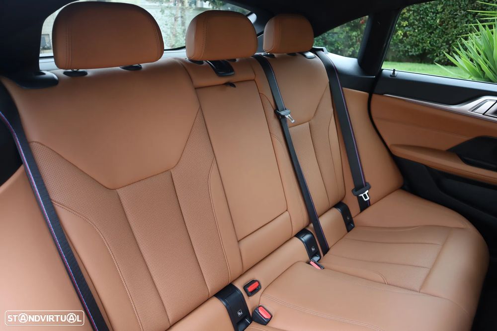 BMW i4 eDrive40 Pack Desportivo M Pro - 25