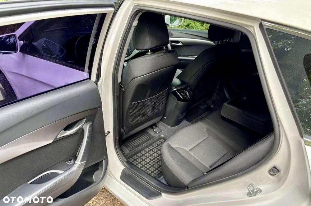 Hyundai i40 1.6 Comfort - 9