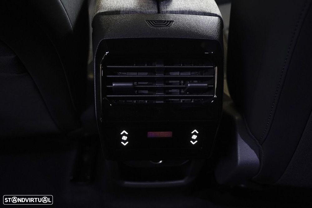 Peugeot 5008 1.2 Hybrid Allure e-DCS6 - 20