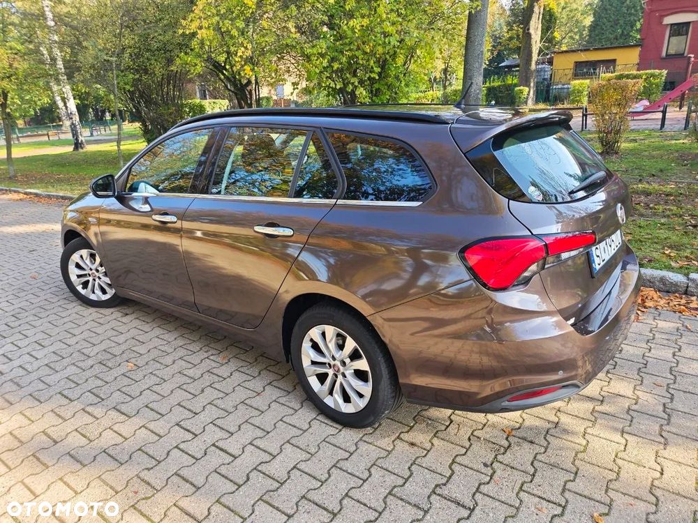 Fiat Tipo 1.4 T-Jet Lounge - 3