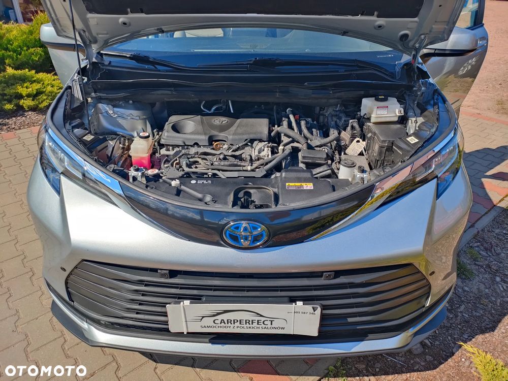 Toyota Sienna - 27