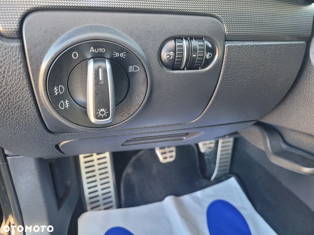 Volkswagen Golf 1.4 TSI Style - 26