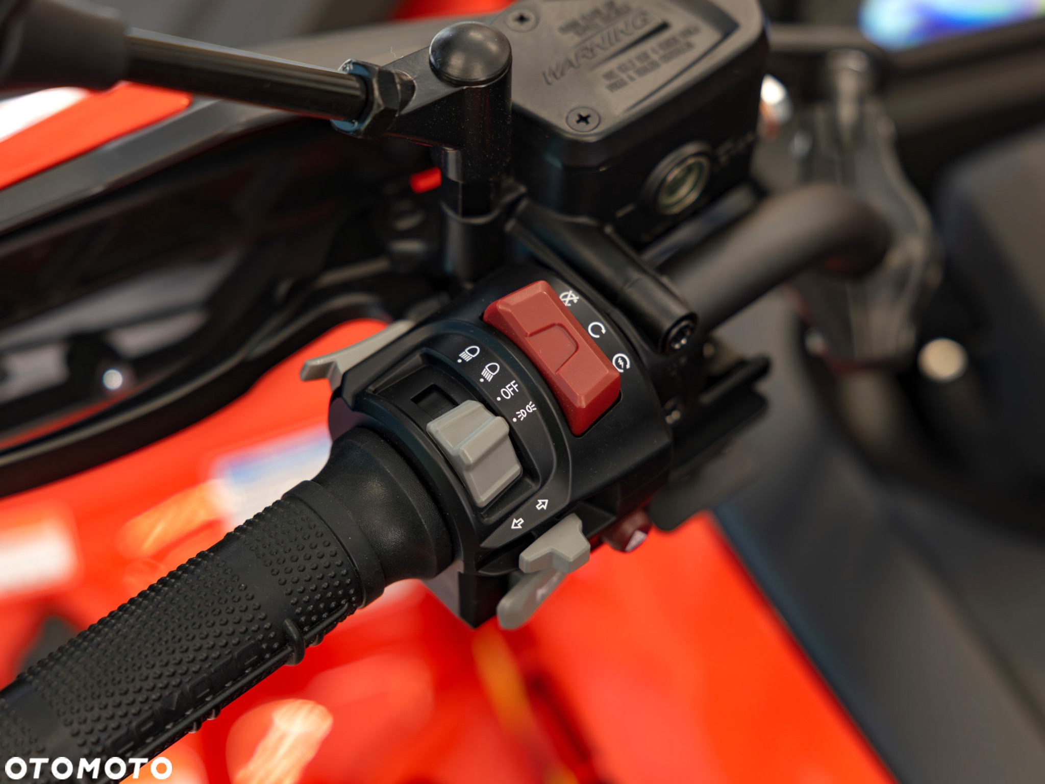 CFMoto CForce - 14