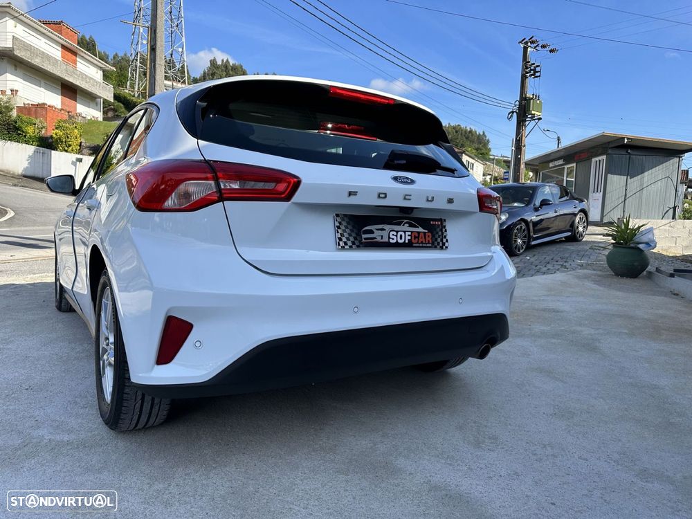 Ford Focus - 27