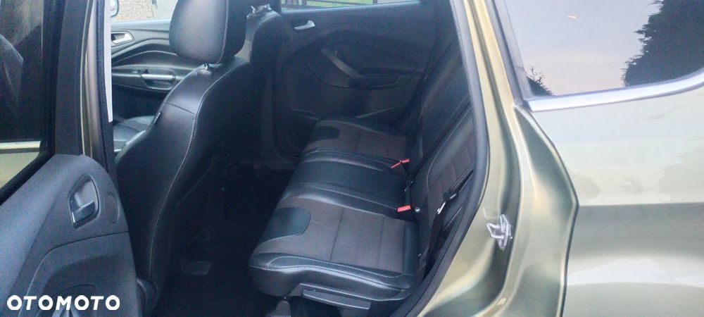 Ford Kuga 2.0 TDCi 4x4 ST-Line - 16