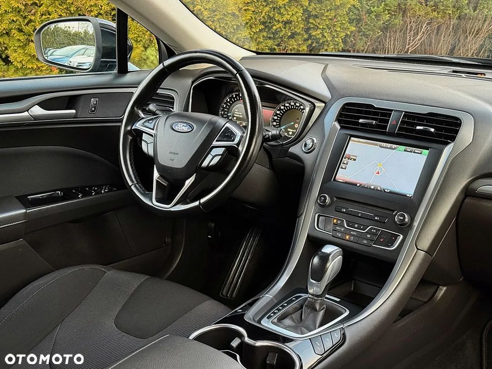 Ford Mondeo SW 2.0 TDCi Titanium PowerShift - 4