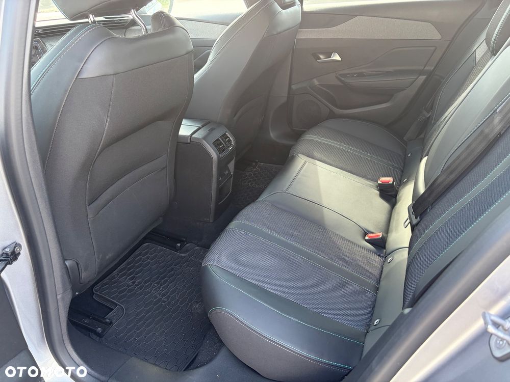 Peugeot 308 BlueHDi 130 EAT8 Allure Pack - 7