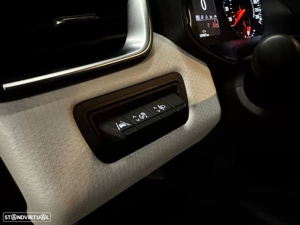 Renault Clio 1.0 TCe Evolution Bi-Fuel - 22