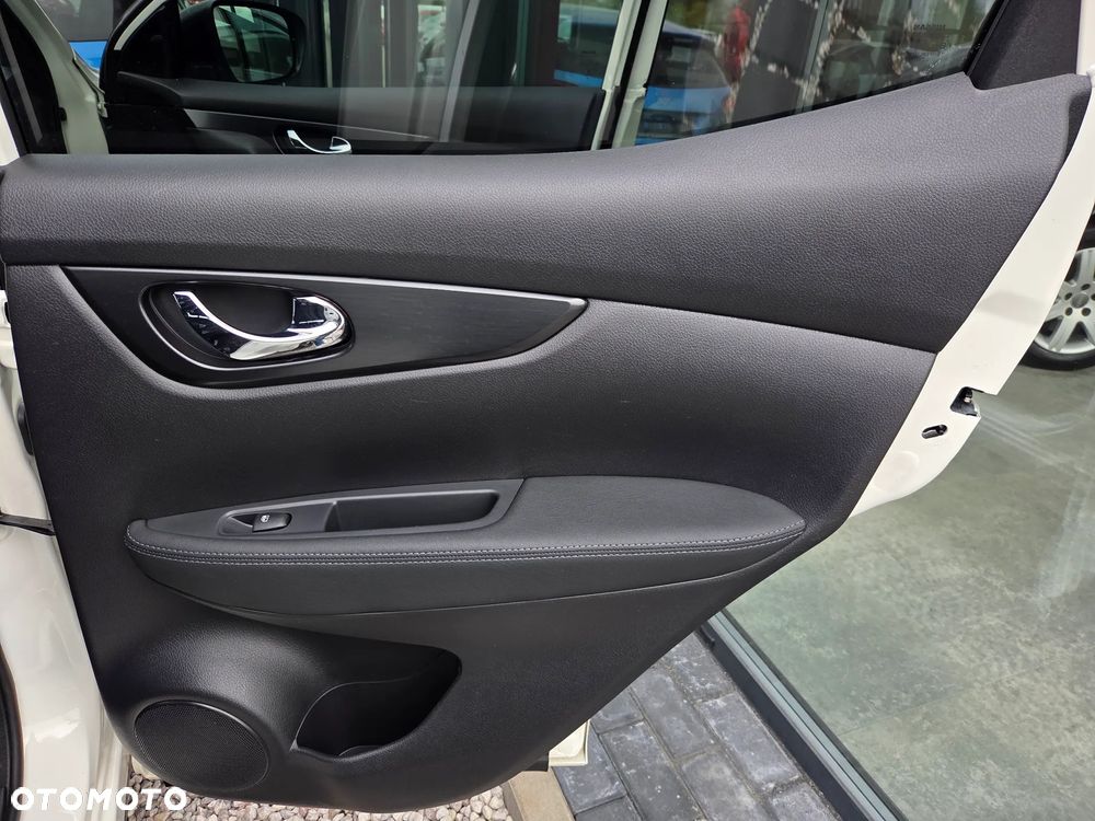 Nissan Qashqai 1.3 DIG-T DCT ACENTA - 15