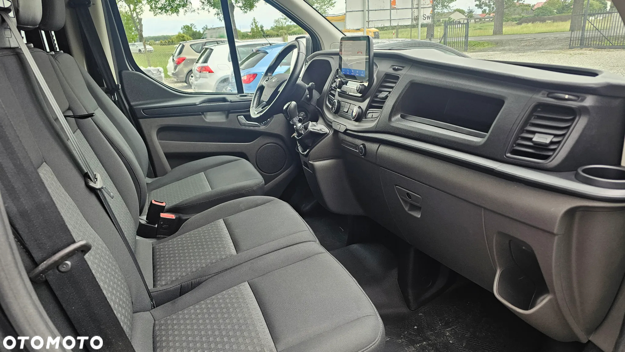 Ford Transit Custom 320 L2H1 PKW VA Trend - 11
