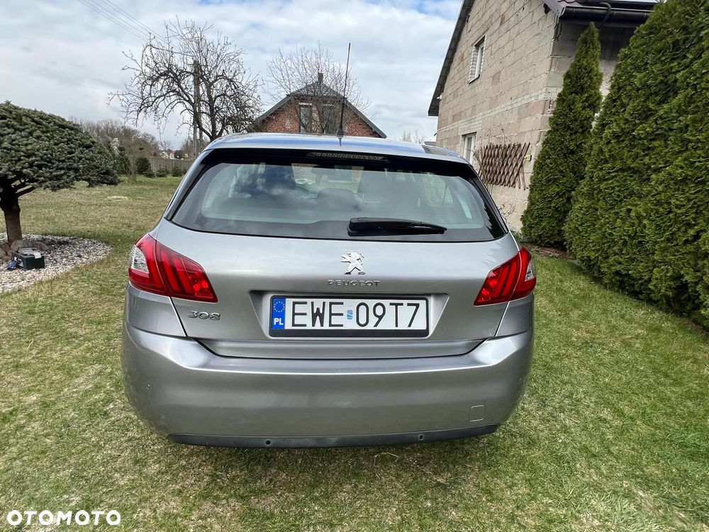 Peugeot 308 1.2 PureTech Allure S&S - 6