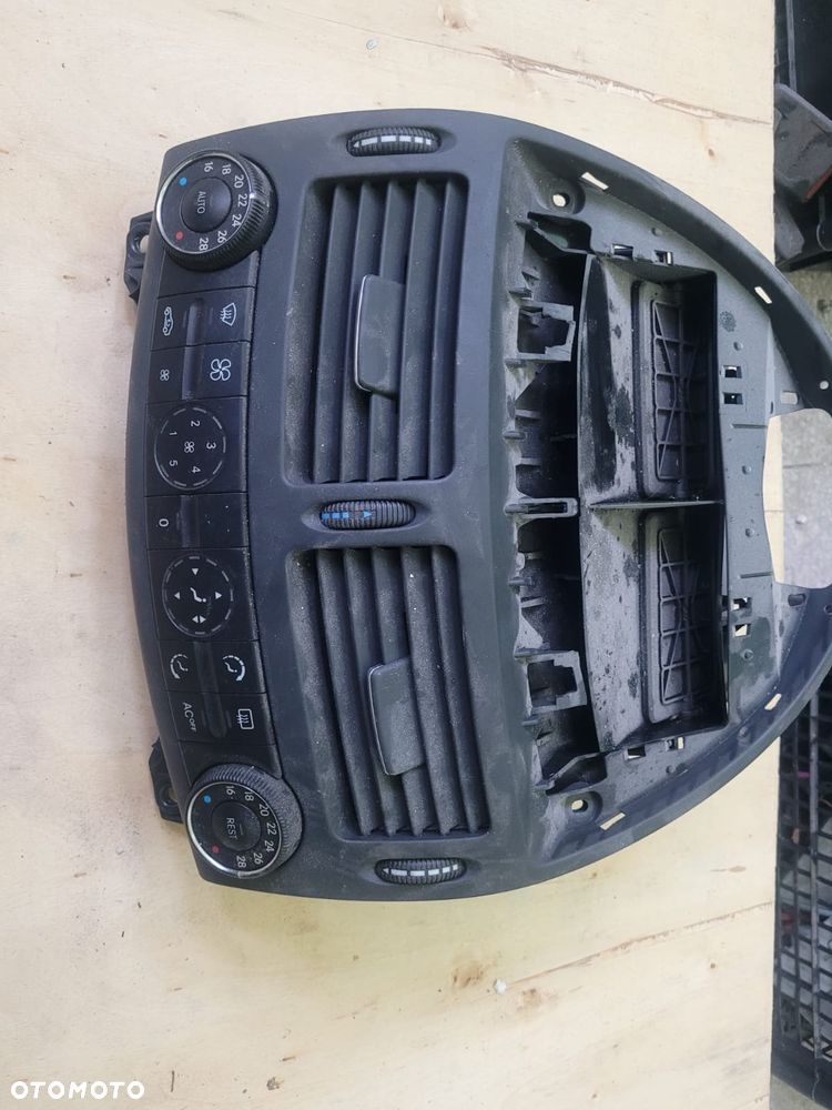 Panel klimatyzacij Mercedes E klasa kosz 62 - 1