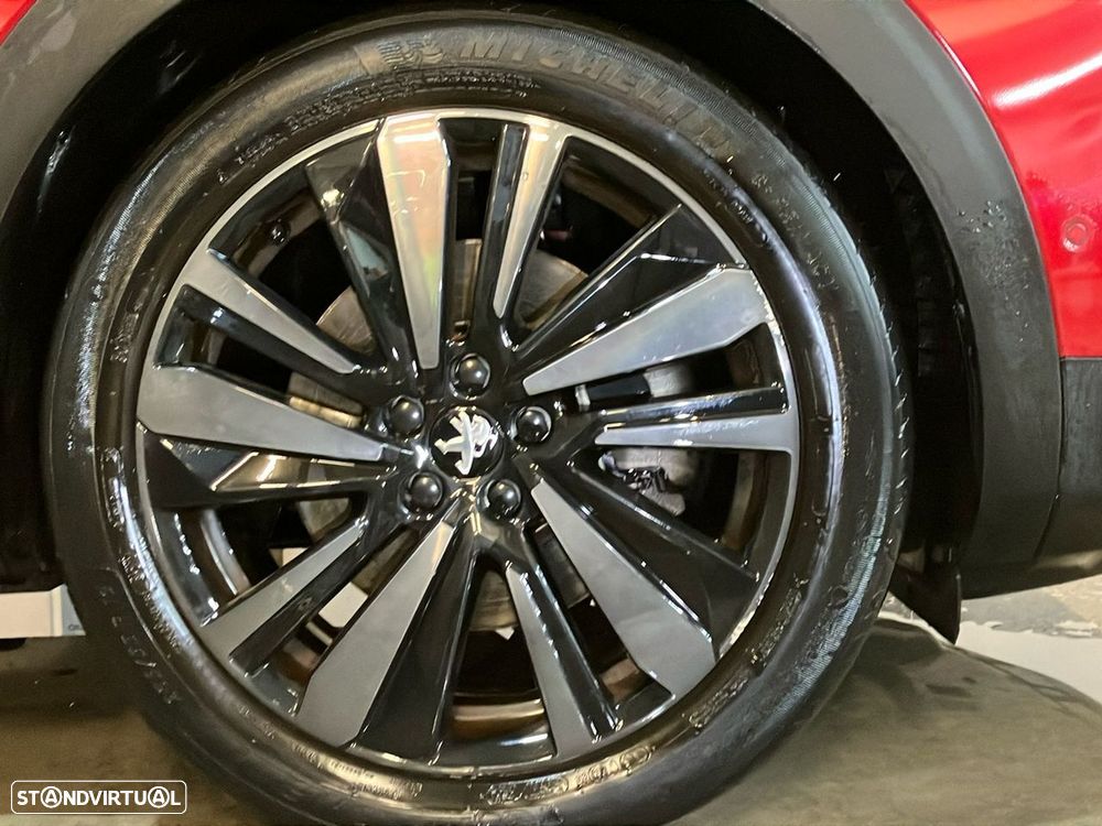 Peugeot 3008 1.6 Hybrid GT Pack e-EAT8 - 25