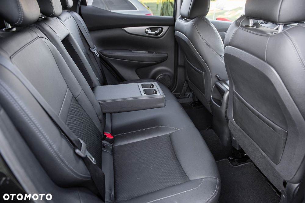 Nissan Qashqai 1.3 DIG-T Tekna - 19