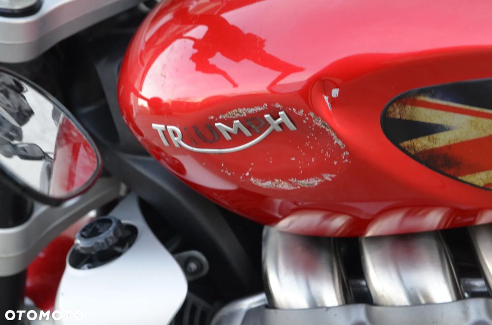 Triumph Rocket - 9