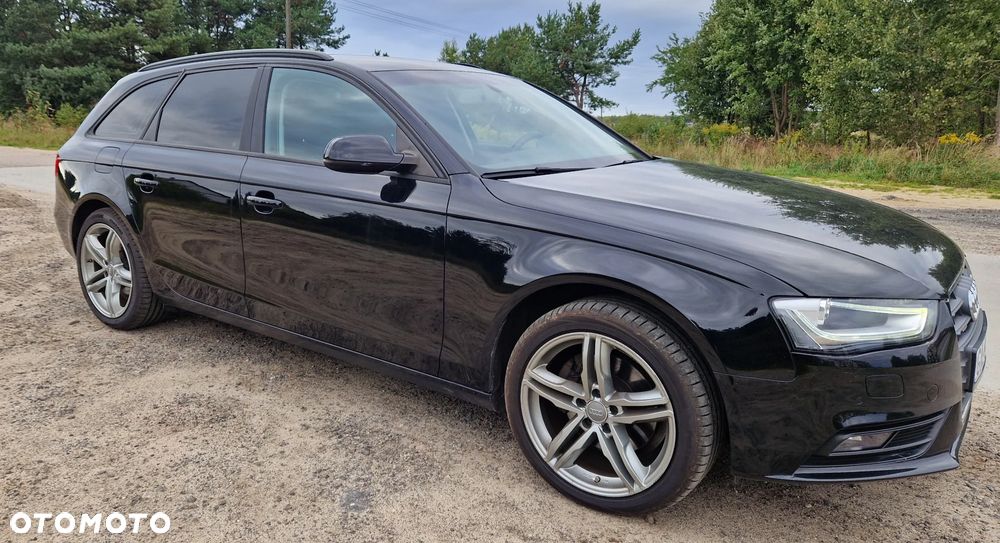 Audi A4 Avant 2.0 TDI Quattro S tronic - 13