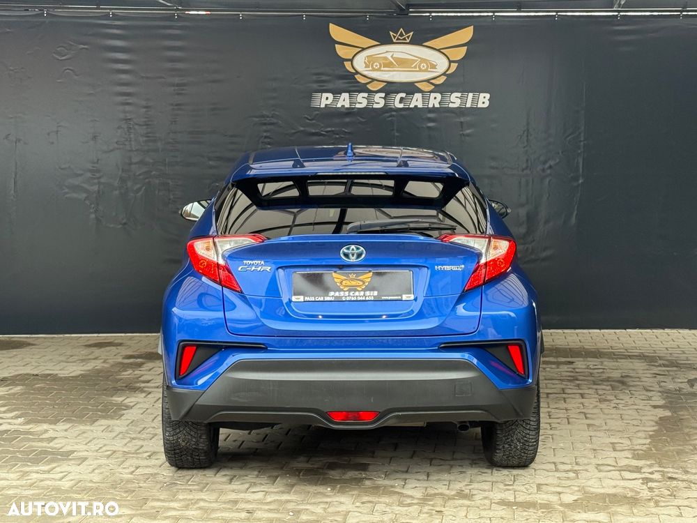 Toyota C-HR Hybrid Style Selection - 7