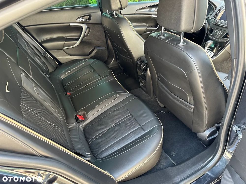 Opel Insignia 1.6 SIDI Turbo Edition - 10