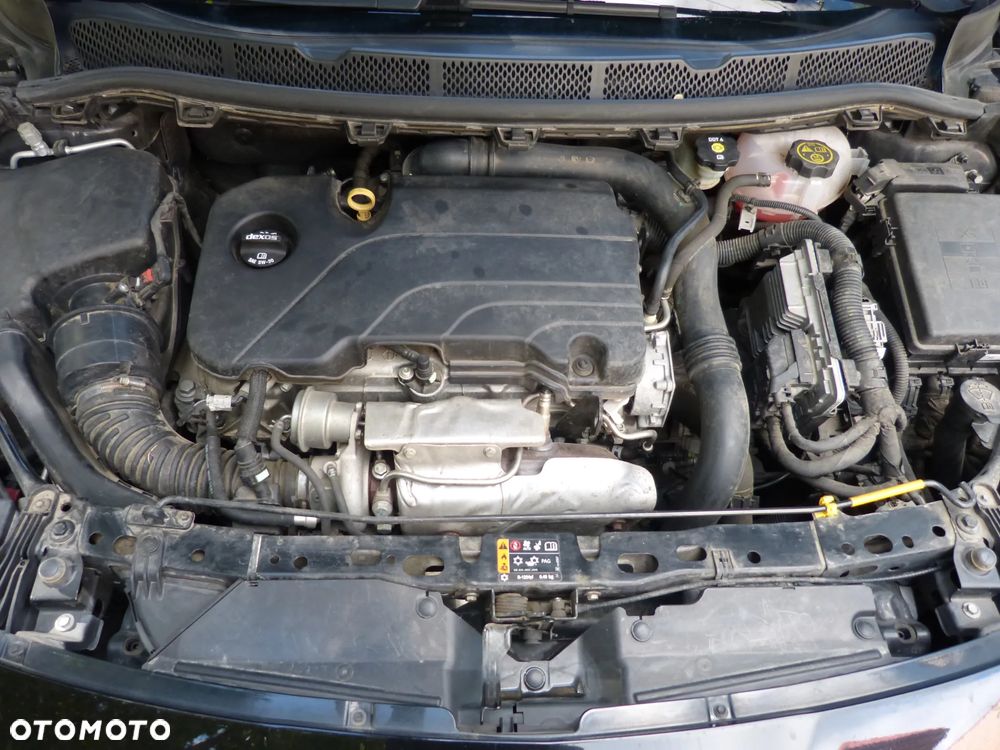 Opel Astra 1.4 T Dynamic - 16