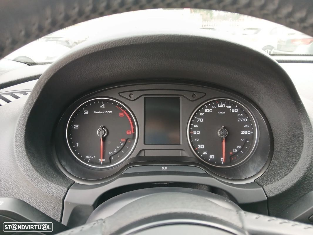 Audi A3 Limousine 30 TDI - 22