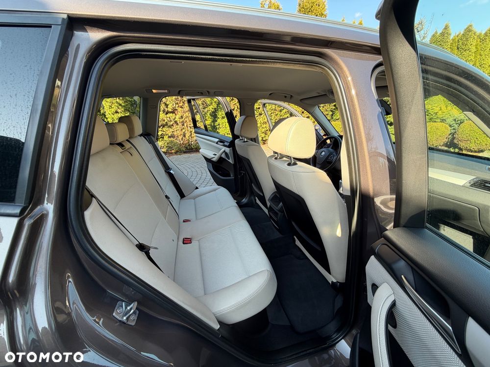 BMW X3 xDrive20d - 22