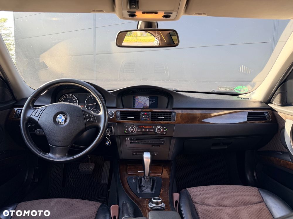 BMW Seria 3 - 17