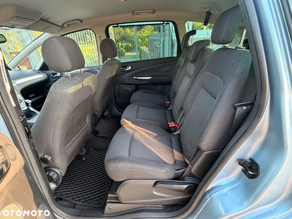 Ford S-Max 2.0 Ambiente - 12