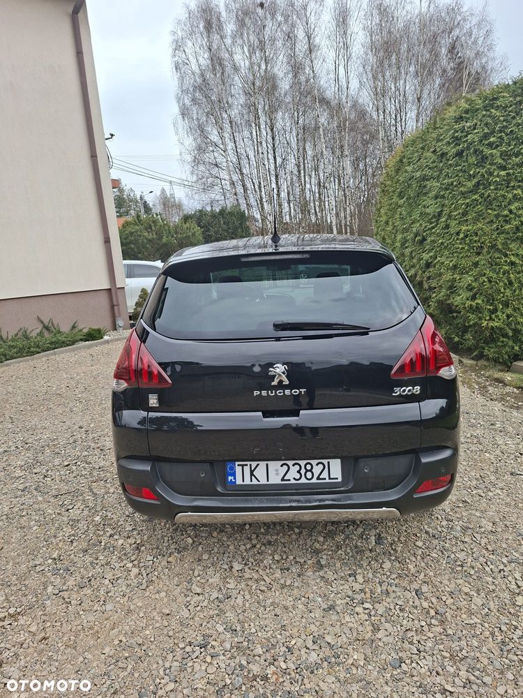 Peugeot 3008 2.0 HYbrid4 - 3