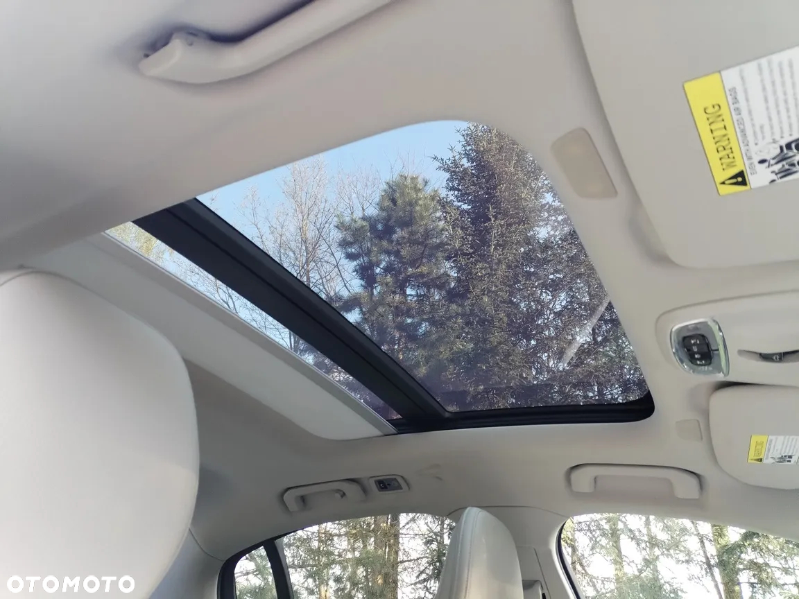 Volvo S60 T6 AWD Momentum Pro - 21