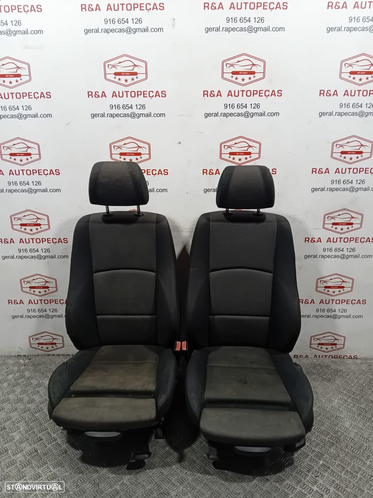 Conjunto de Bancos BMW Série 1 E87 Pack M Tecido Original - 7