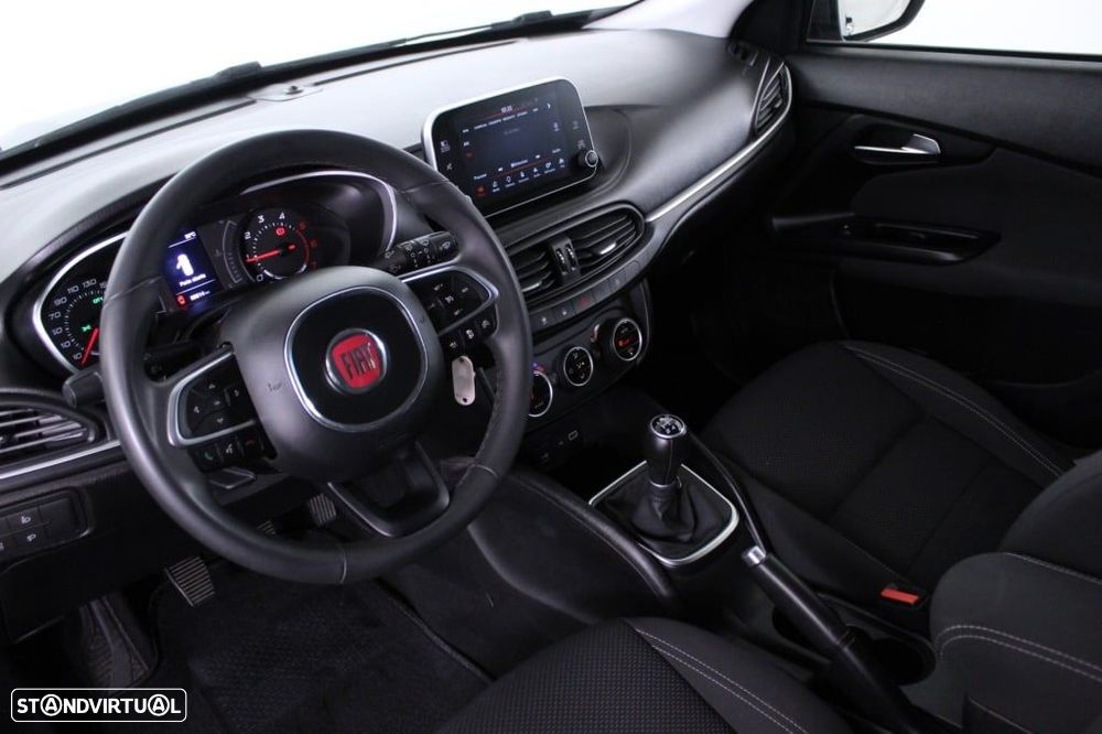 Fiat Tipo 1.3 M-Jet Lounge - 31