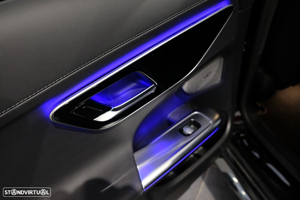 Mercedes-Benz C 300 e T 9G-TRONIC AMG Line - 16