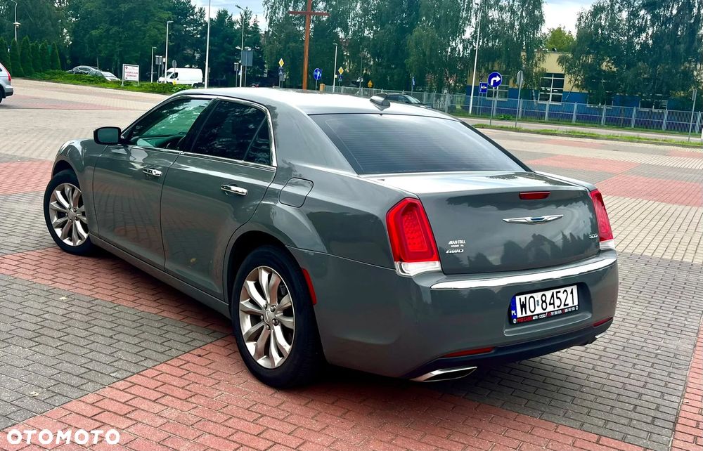 Chrysler 300 - 11