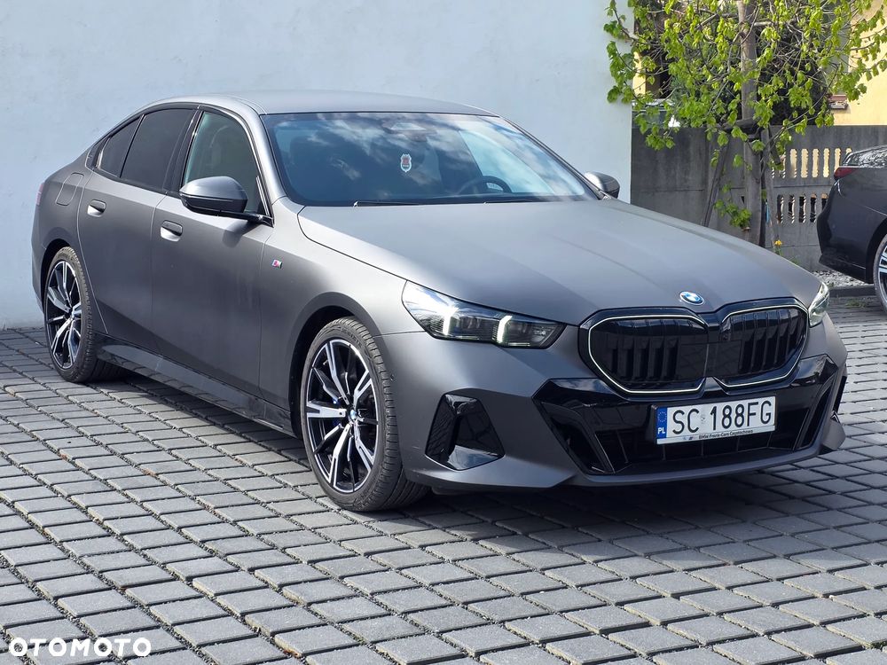 BMW Seria 5 540d xDrive mHEV M Sport - 4
