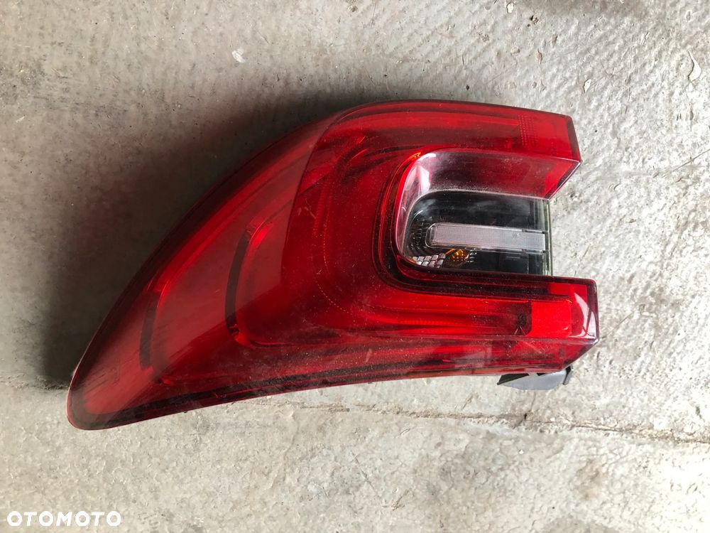 RENAULT KADJAR LAMPA PRAWA TYŁ TYLNA 265508701R - 1