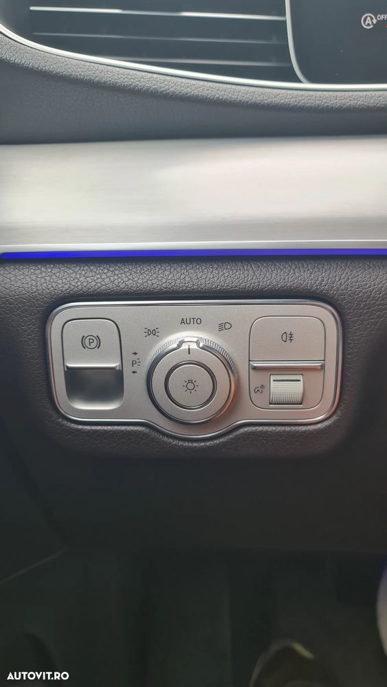 Mercedes-Benz GLE 300 d 4MATIC - 8